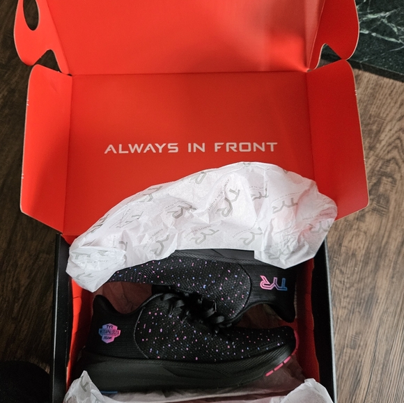 New in Box TYR Techknit RNR-1 Trainer Sneakers Running Shoes Wodapalooza 8 - Picture 7 of 7